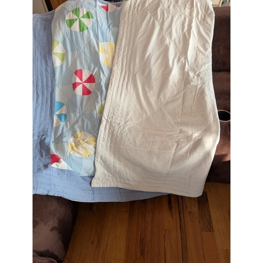 Beach Ball Handmade Quilt Featuring a Curved Piecing Pattern 65 X 71 Twin Child